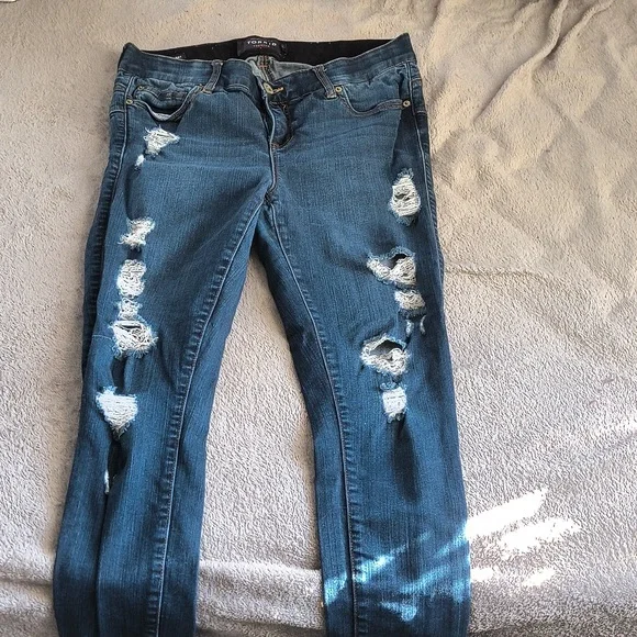 Torrid Skinny Jeans - Picture 2 of 4